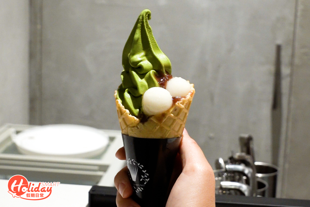 另外必食「抹茶軟雪糕白玉紅豆」，香濃的軟雪糕加入抹茶，口感綿滑又不甜膩