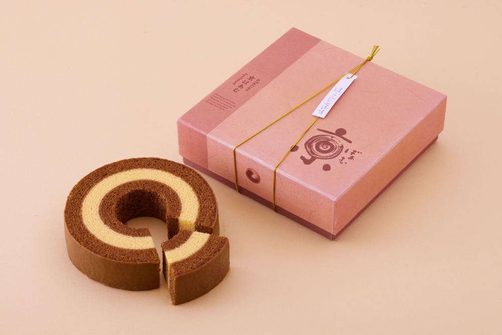 限定發售的焙茶年輪蛋糕！