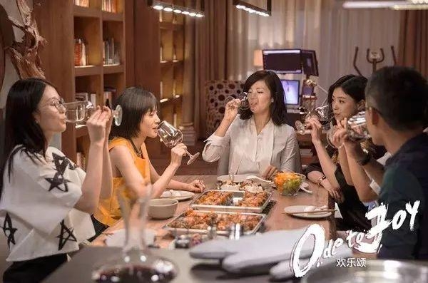 近日唔少人都約埋親戚好友一齊食大閘蟹,雖然蟹膏鮮美,但要食晒成隻蟹點都要啲耐性慢慢拆先得