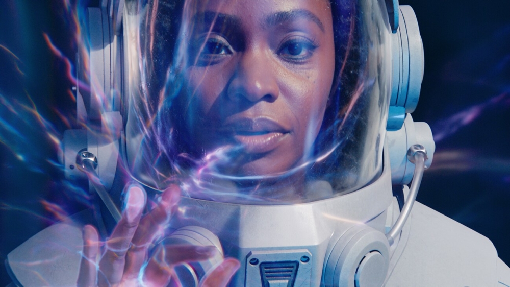 擁有能操作電磁波能力的Monica！