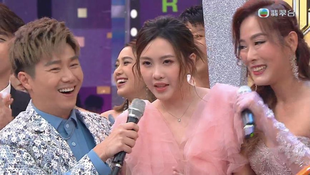 趙紫諾今年剛15歲，車牌都未有得考！