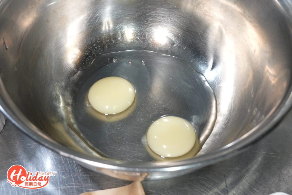 特選來自日本山形縣，白色蛋黃的「米雞蛋」。