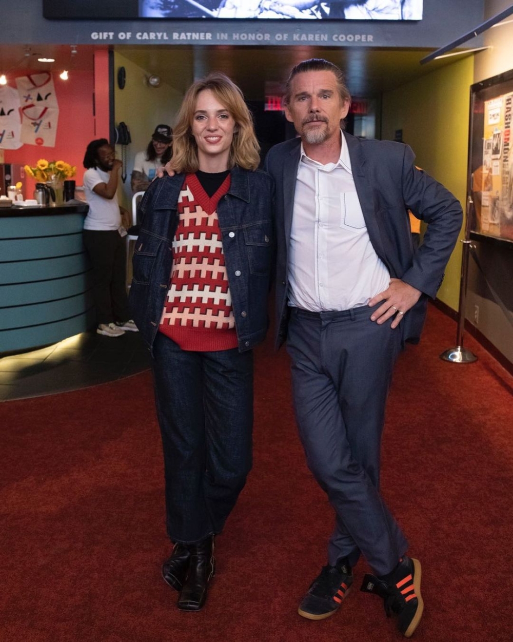 Maya Hawke與爸爸Ethan Hawke。