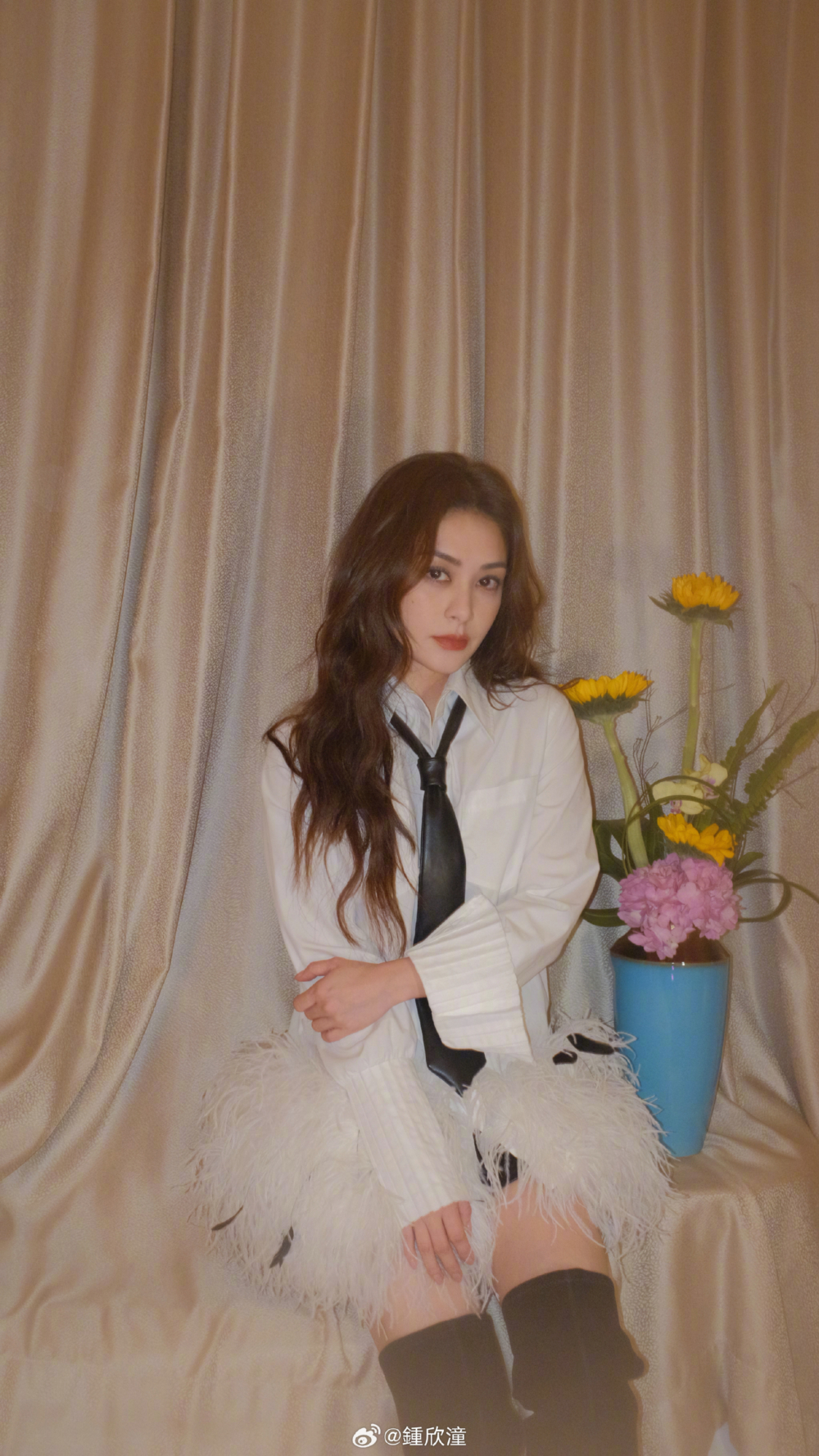 過往阿嬌常曾因爲服裝而被網民稱為「炒車時尚」的代表人物