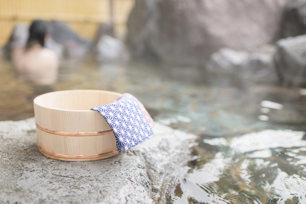 毛巾/浴巾不能帶入浴池！