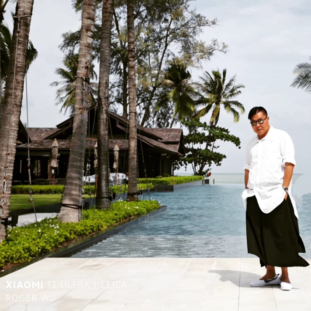 之後胡慧冲情況變得更差：「到傍晚突然之間全身發冷回到風酒店房間熄咗冷氣都凍到好緊要，又肚痾心諗莫非我衰多口跟住對方知道懲罰我？