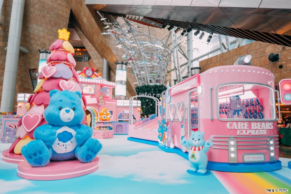 Care Bear 5米愛心聖誕樹!