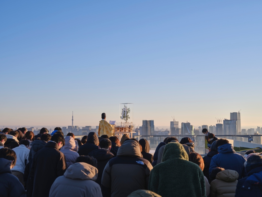SHIBUYA SKY再度與金王八幡宮合作舉辦日出及初詣活動!