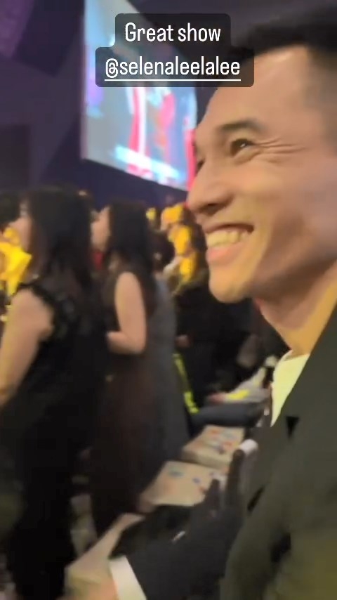 Anson在IG Story分享了他看騷的影片，影片中他化身fans為表演興奮大嗌。