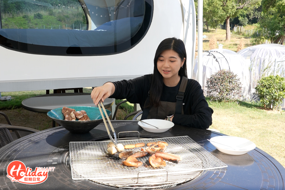 除了住的地方，營地也會提供BBQ服務，$238就有份一人燒烤套餐。