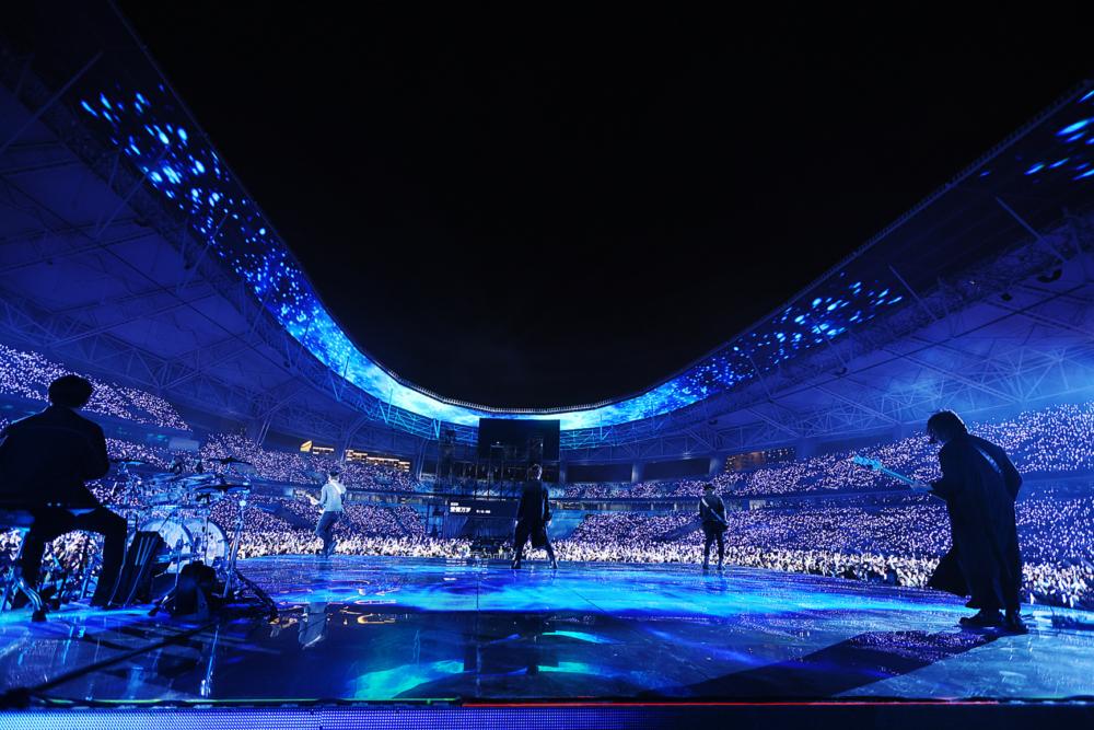 伴唱的解釋卻被網友指牽强