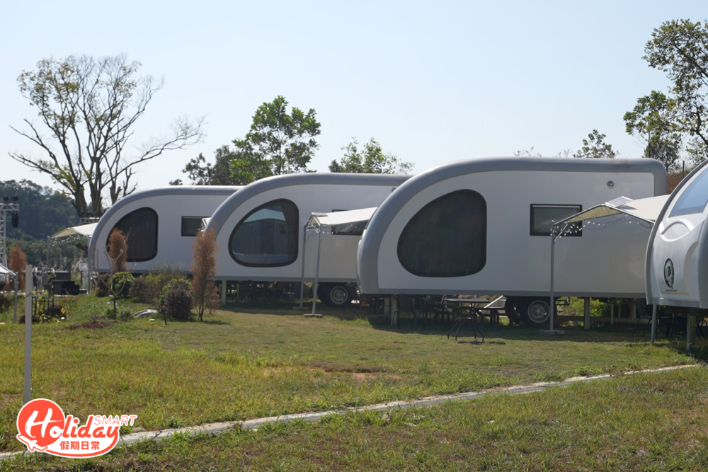 記者推介最近新開的私人露營營地「Park Nature Hillside 世外桃源」，它位於打鼓嶺並鄰近香園圍口岸，環境清幽靜謐，遠離煩囂都市，十分適合情侶﹑家庭和好友假期來休息一下！