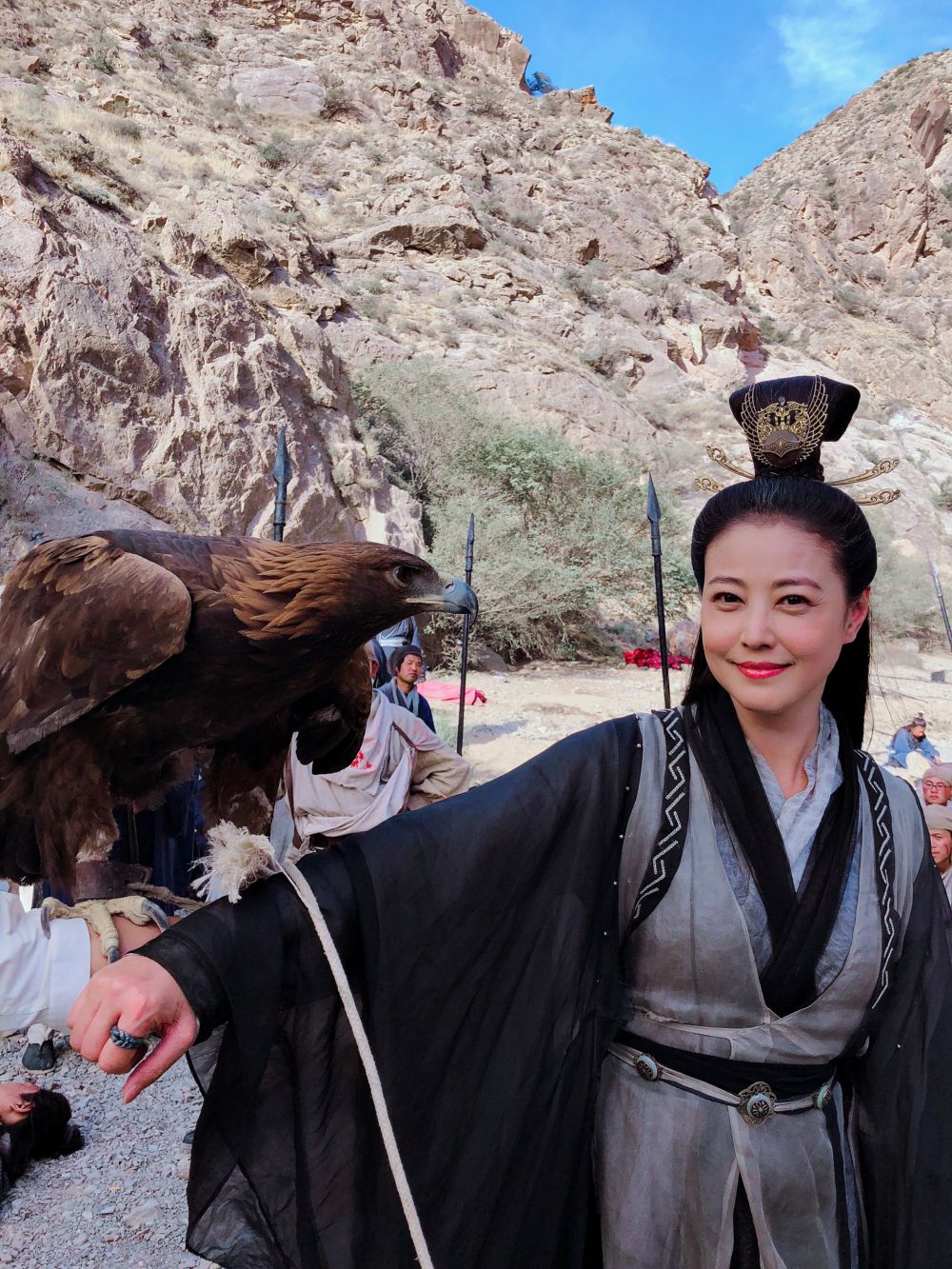 周海媚的朋友也表示前一天仍與她有聯絡，但現時已無法接通其手機。