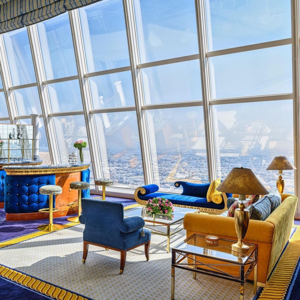 帆船酒店每間套房均享有阿拉伯灣全景