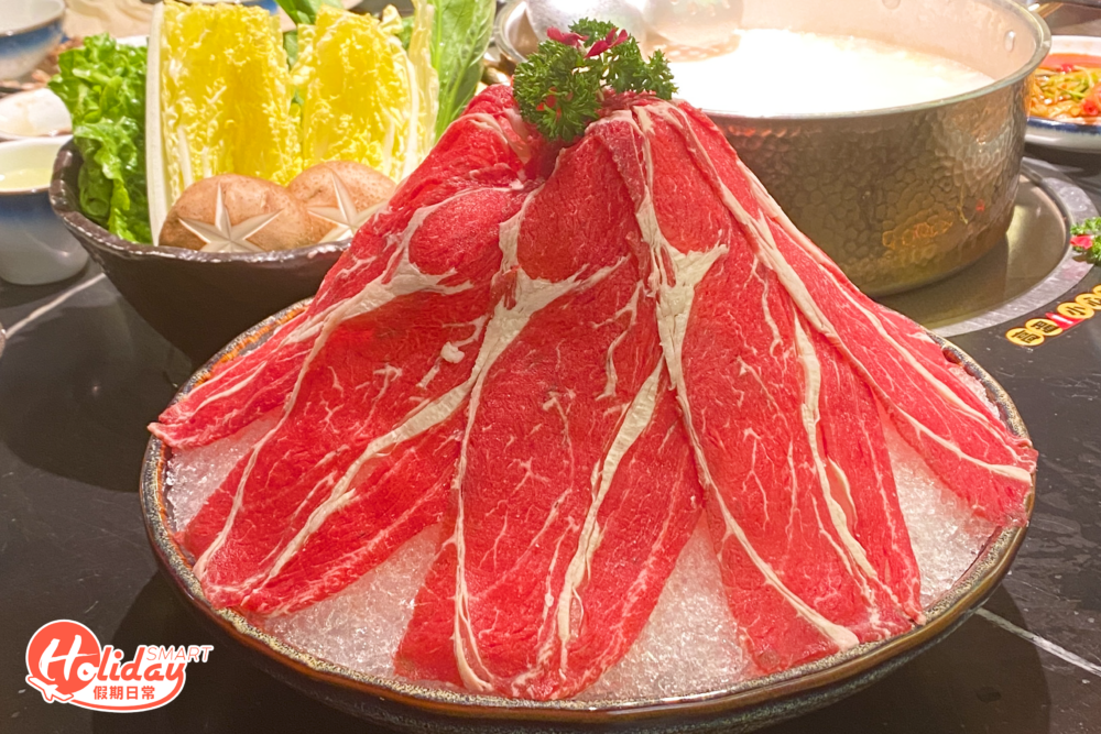 必點肥牛片，肉質軟嫩。