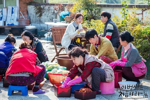 韓國人醃泡菜都係一棵棵咁醃