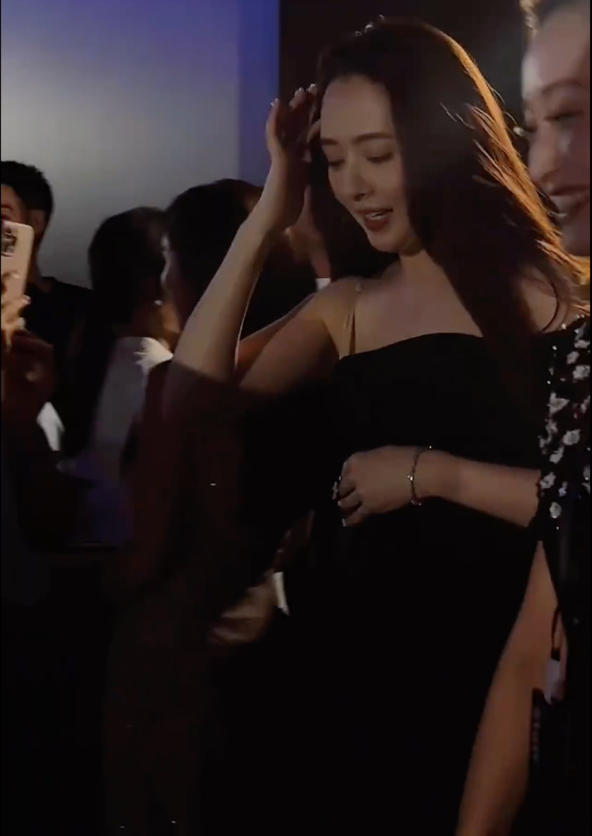 郭碧婷被發現臉部線條豐腴了不少，甚至出現雙下巴