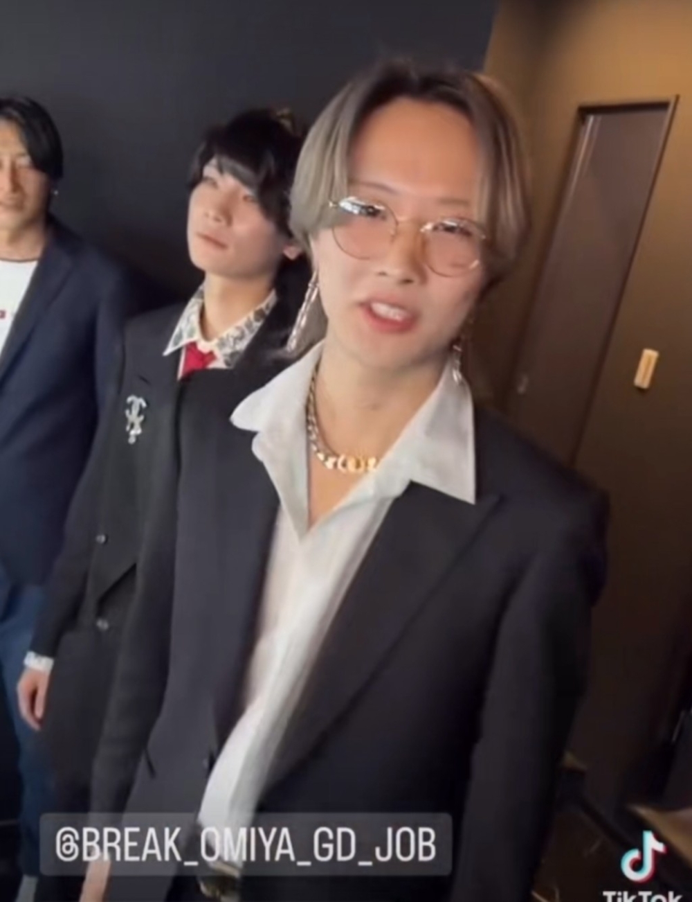 網友:「 My eyes, my eyes 」