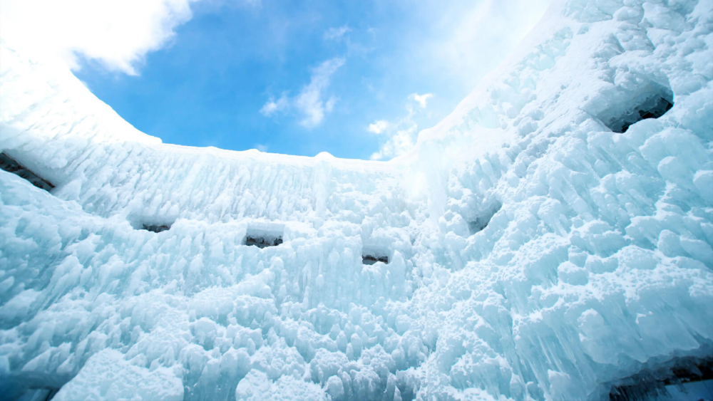 白天顯得十分壯觀有氣勢！