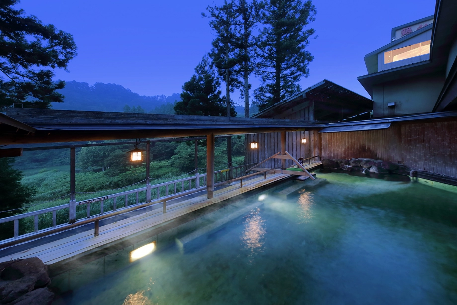 銀山莊提供日歸浸溫泉服務,非住客亦可前來泡湯!