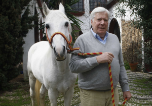 Hermès創始人第5代傳人Nicolas Puech現年80歲,是Hermès現時的最大個人股東。