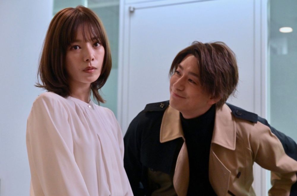 這些男公關究竟有什麼魅力,令一眾日本女生拜倒在他們的緊身褲下?