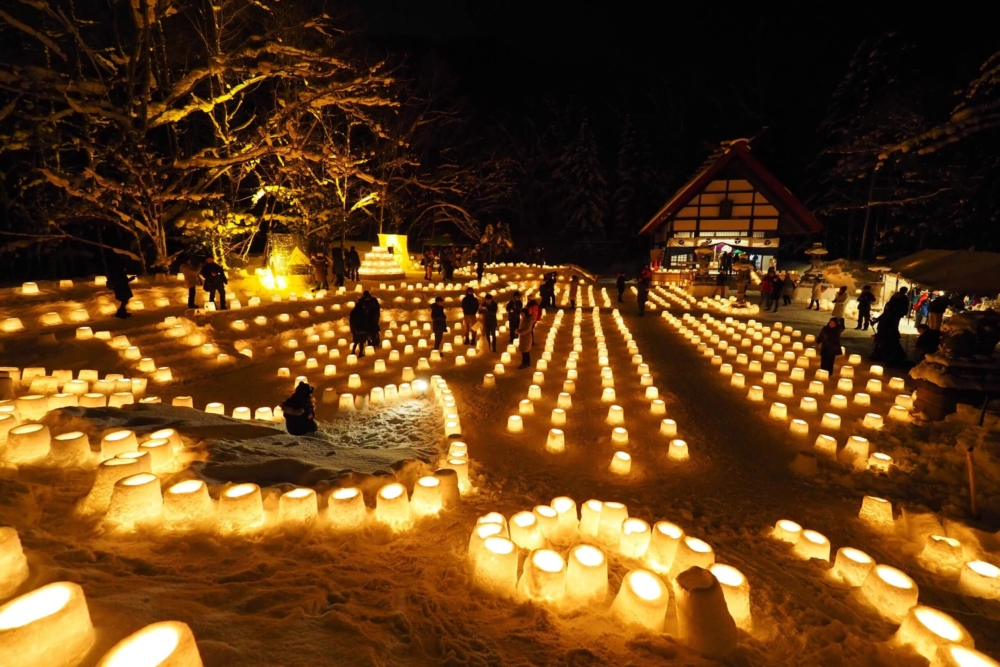 北海道定山溪雪燈路。