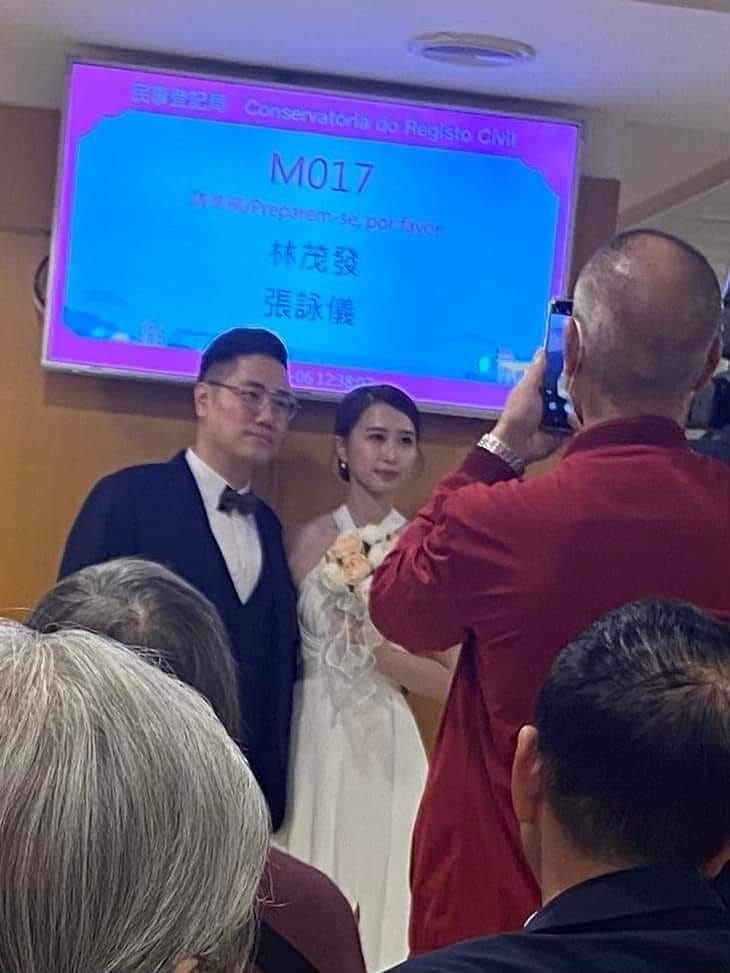 加蔥與儀仔在澳門註冊結婚的照片曝光