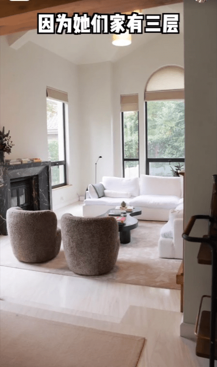 室內設計以白色簡約風為主調