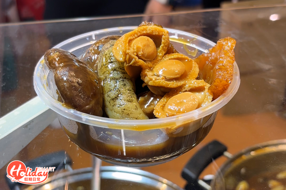 現場亦有超多熟食,大家可以瘋狂掃街,必食$50/份極品煲。