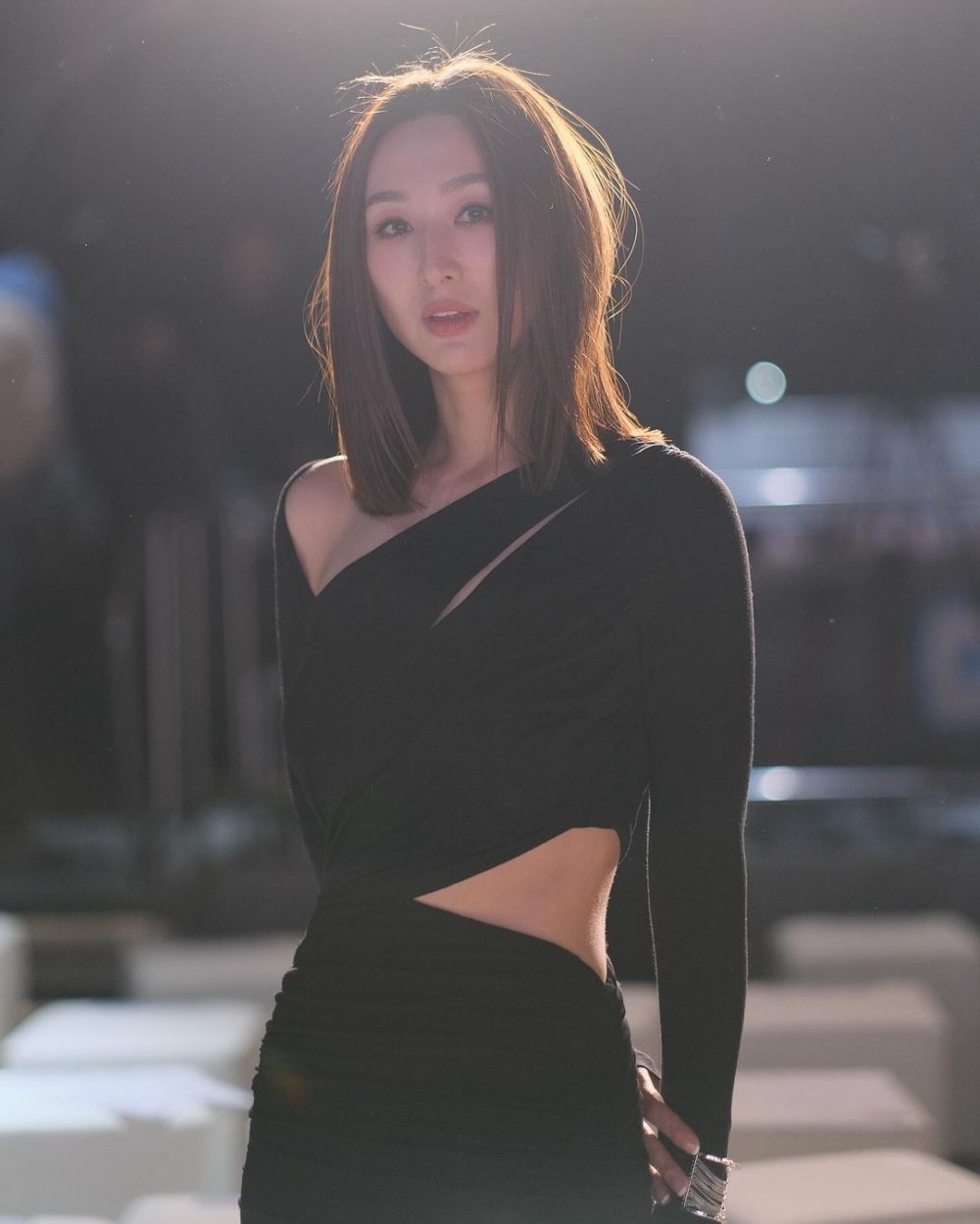 內地突然掀起一股「高Ling風」穿搭潮