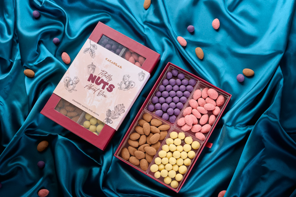 情人節多彩綜合堅果（朱古力堅果組合）。