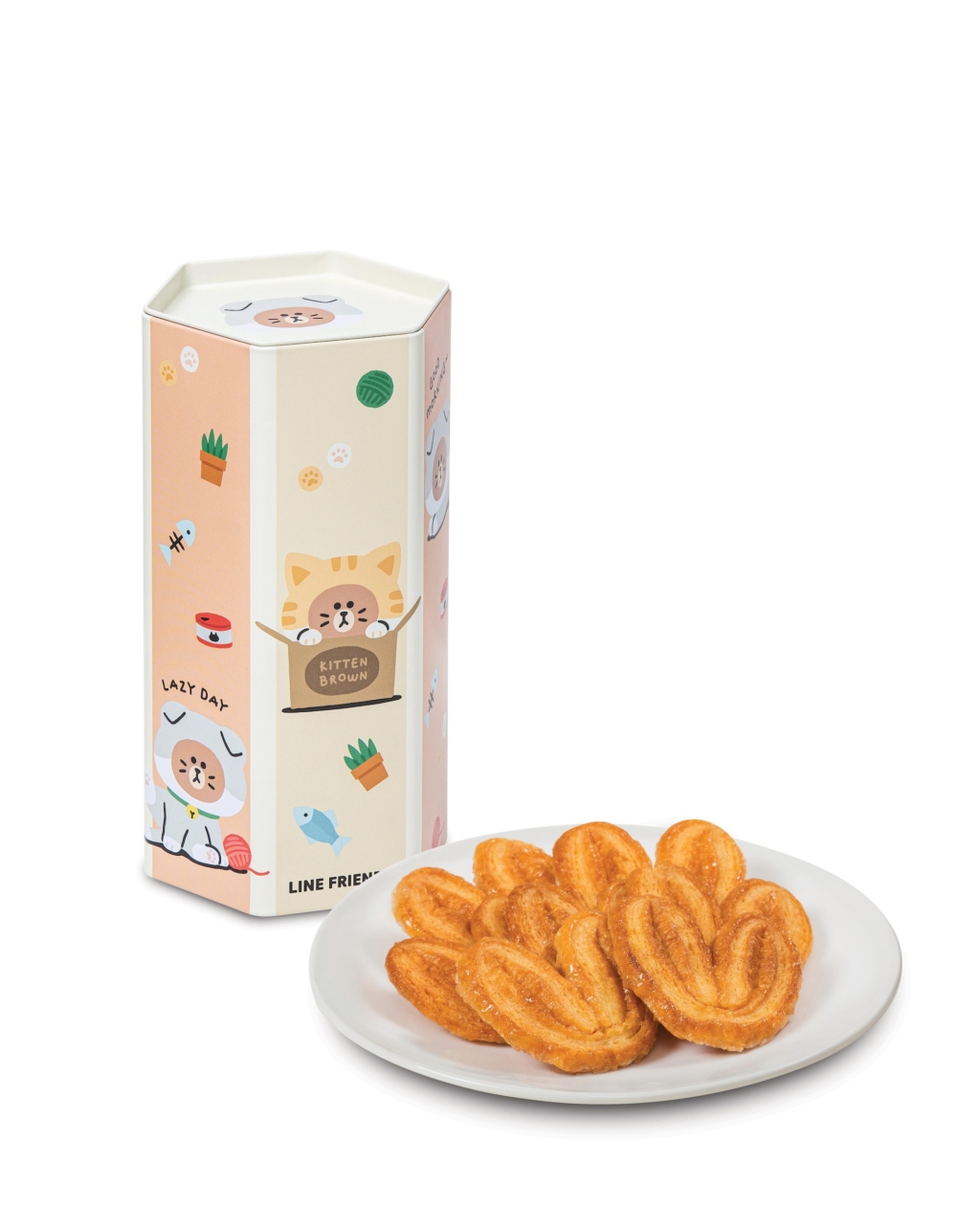 LINE FRIENDS與美心禮盒一口甜心酥。