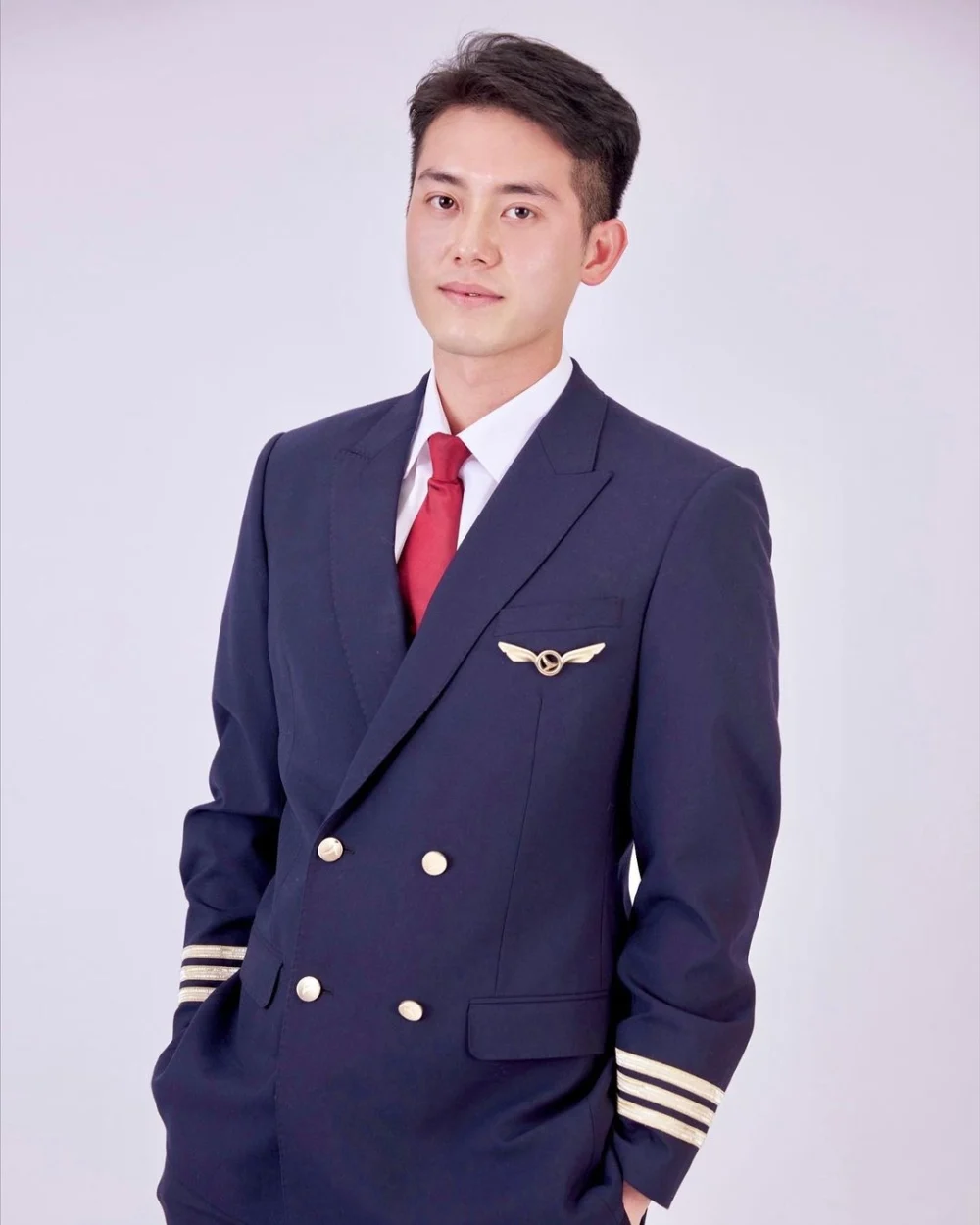 傳與男友盛勁為3月結婚