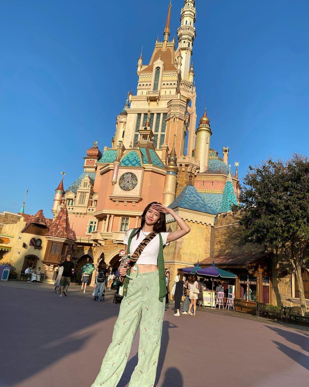 蔡思貝也備受重用，她獲安排參演很多重點劇集，包括《踩過界》、《大帥哥》、《使徒行者3》等。