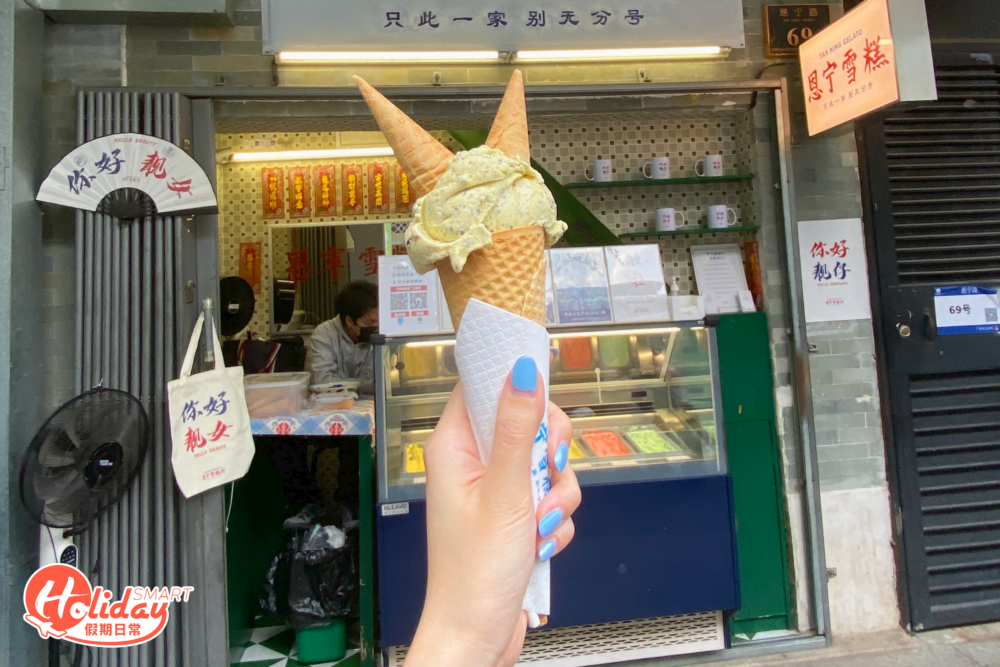 記者推薦香草黑朱古力味，夠大球又香甜。