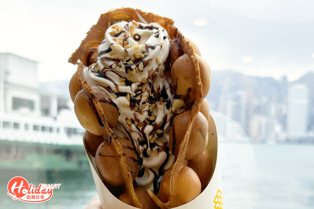 黑糖麻糬雞蛋仔加雪糕，雪糕絲滑，奶香味重。