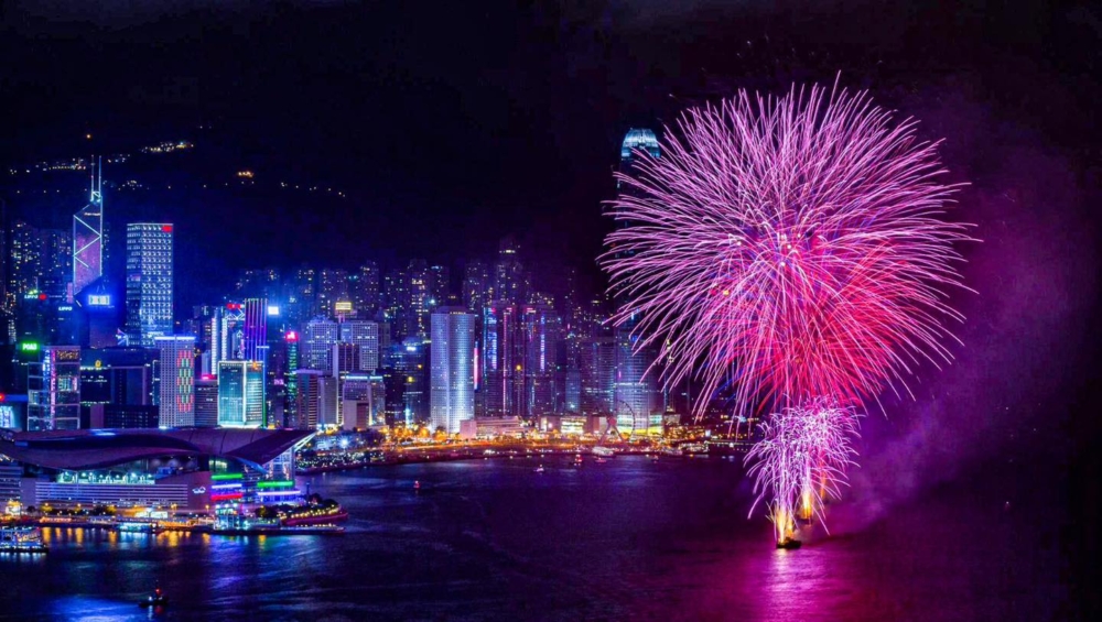 港島海逸君綽酒店於今年年初二復辦農曆新年煙花,可以一邊歎美食一邊觀賞璀璨的煙花匯演!