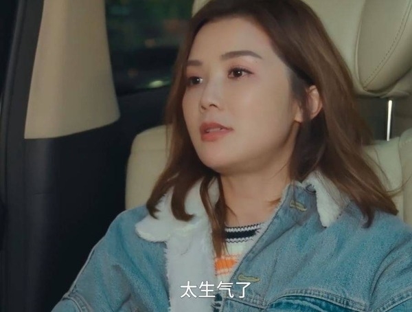 事件的起因源自阿Sa 22年內地節目《她的雙重奏》中的一段訪問