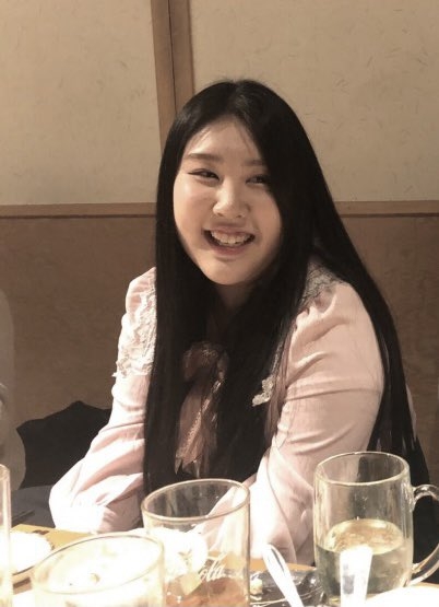 近日日本有一位女生喺社交平台上分享咗一組成人禮對比圖