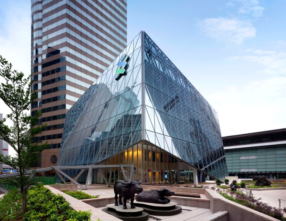 渣打銀行（香港）。