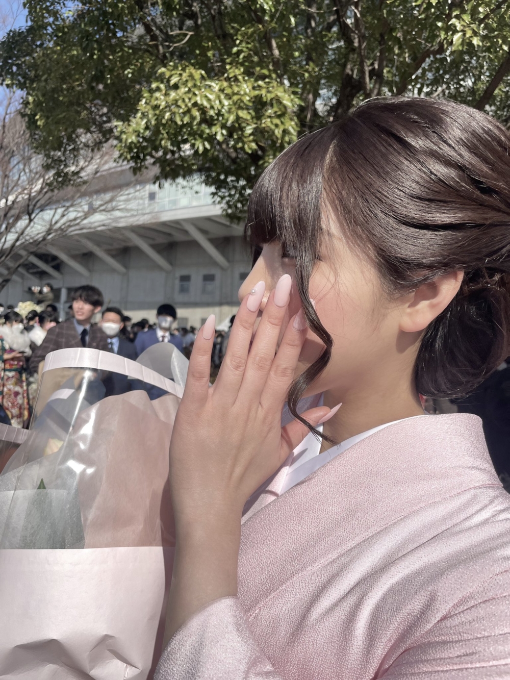 去年成人禮佢身穿和服嘅相片