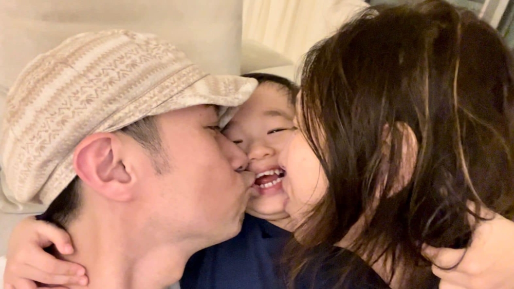 古巨基就此事就回應傳媒稱，痛心太太Lorraine與80多歲的外父外母這段日子面對的精神困擾