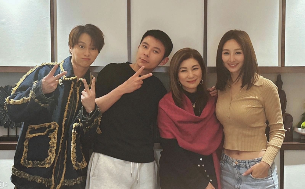 最近TVB高層樂易玲開設了小紅書帳戶，她第一篇帖文引來許多網民留言。