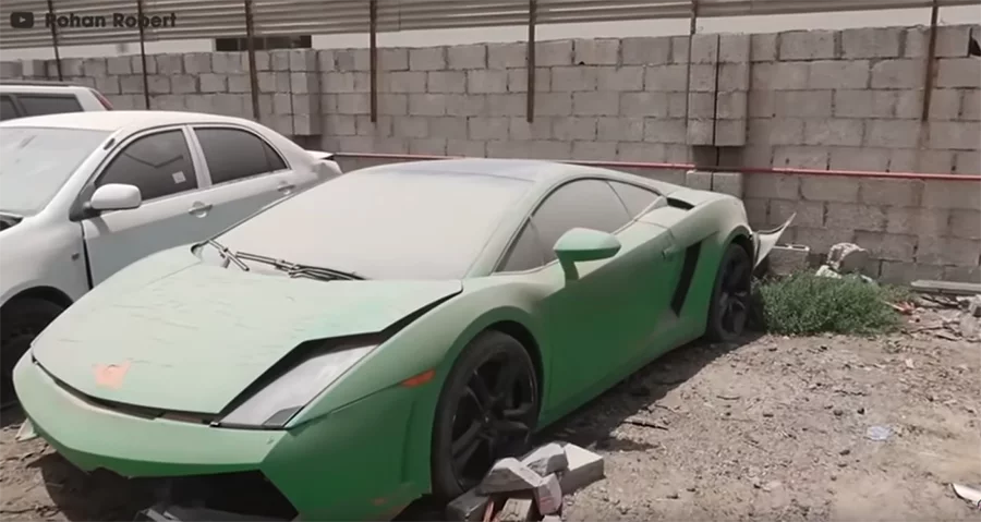 杜拜機場就有超過3,000輛包含法拉利、林寶堅尼以及瑪莎拉蒂等豪車被遺棄