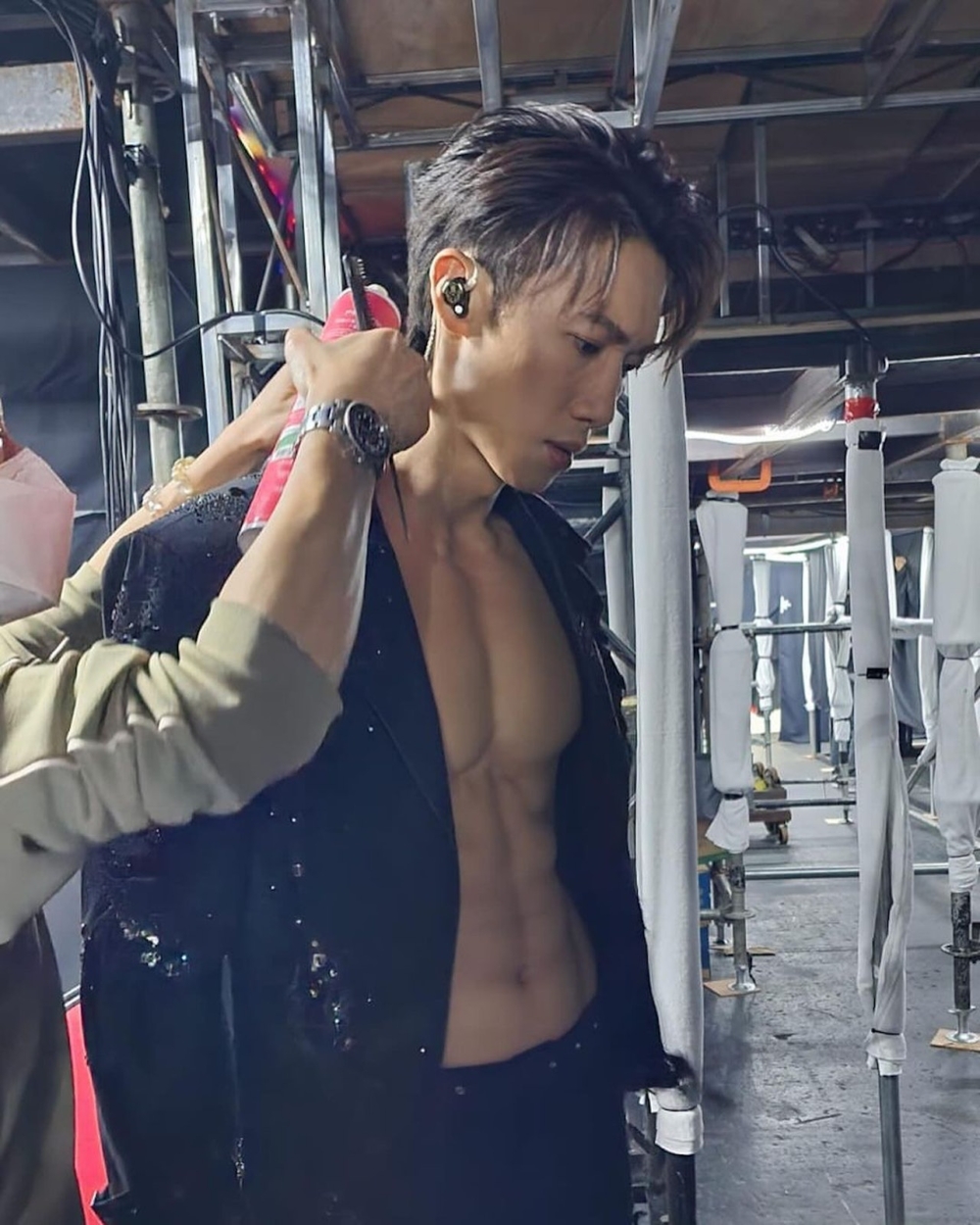 一眾觀眾連同網友都睇到垂涎欲滴，大封Stanley為「大表波」！