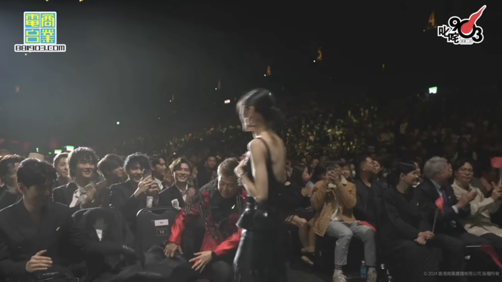 光B即刻幫手執返