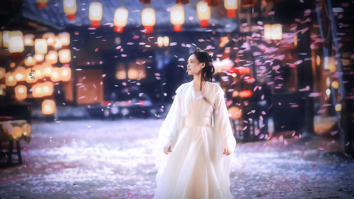 阿嬌劇照曝光後，她的顏值掀起熱議