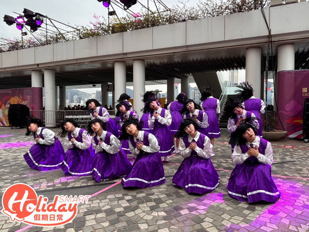 就算不太認識Avantgardey，但一定看過她們獨特的舞姿和制服，全部成員都穿上復古昭和風的日本高校生制服和白襪，配搭齊瀏海Bob頭的經典造型，十分吸引眼球！