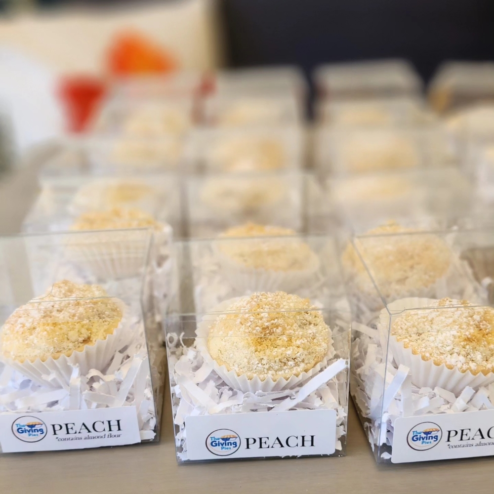 消息傳出後，社區有大量顧客紛紛光顧這家烘焙店